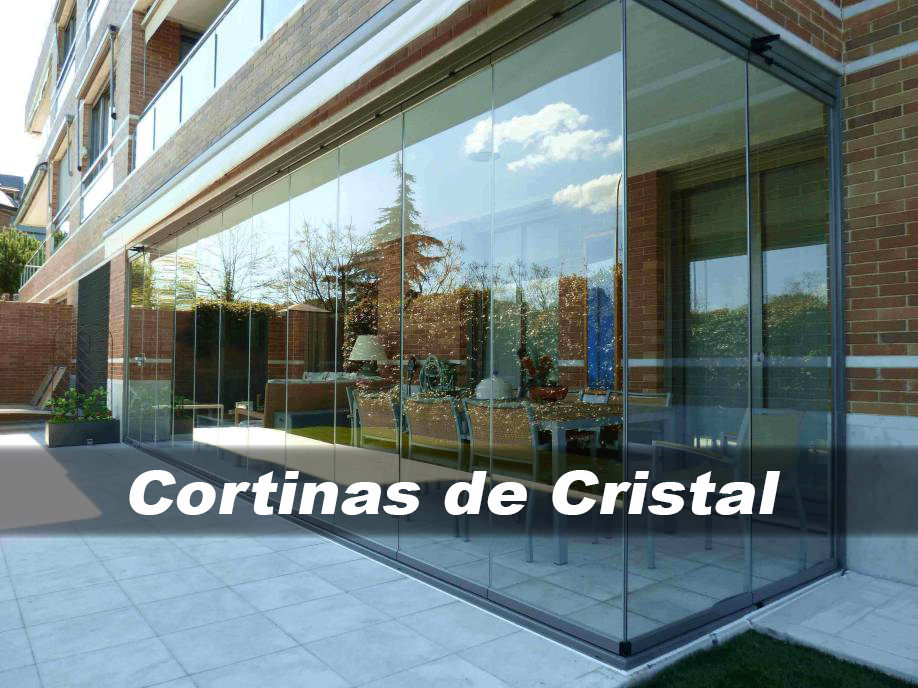 Cerramiento de cortina de cristal a medida – Carpintería metálica en El Ejido